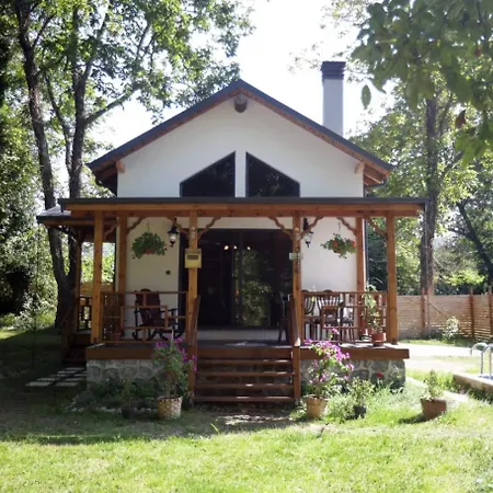 Big - Sıcak Havuzlu Tatil Evi Sapanca